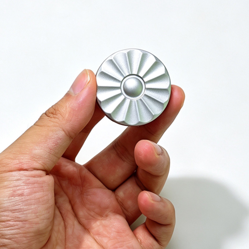 Cool Office Tech Gadgets - 回転コイン磁気ハプティックスライダーフィジェットトイ 大人向け ストレス不安解消 ADHD集中力向上 クールガジェット オフィス減圧