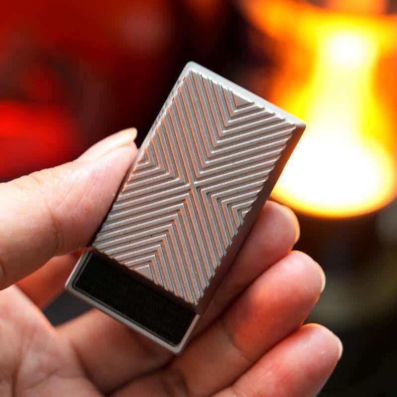 Cool Office Tech Gadgets - 新しい磁気プッシュカード フィジェット EDC スライダー クリッカー おもちゃ