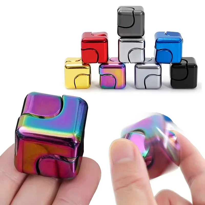 Cool Office Tech Gadgets - 金属製キューブ回転式指先ジャイロスコープ フィジェット ストレス解消おもちゃ クールな感覚玩具 デスクガジェット オフィスストレス解消ギフト